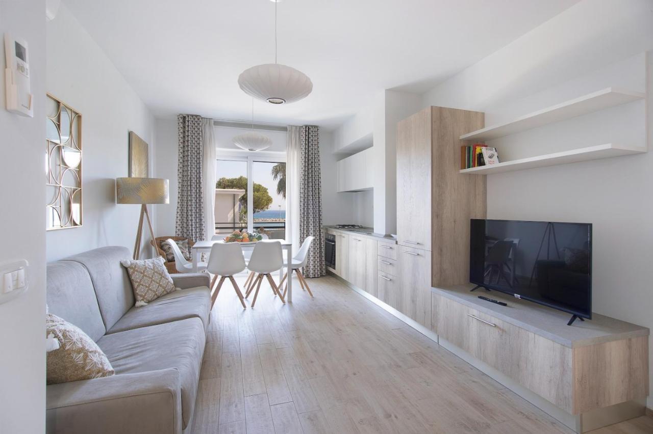 Italianway - Cristoforo Colombo 12 Apartment San Bartolomeo Al Mare Exterior photo